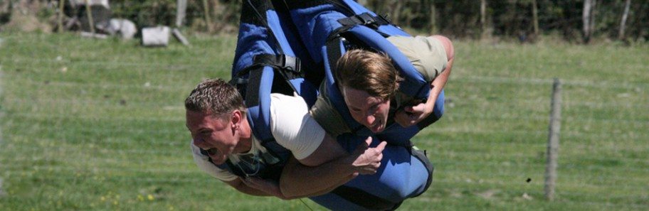 Banner Giant-swing