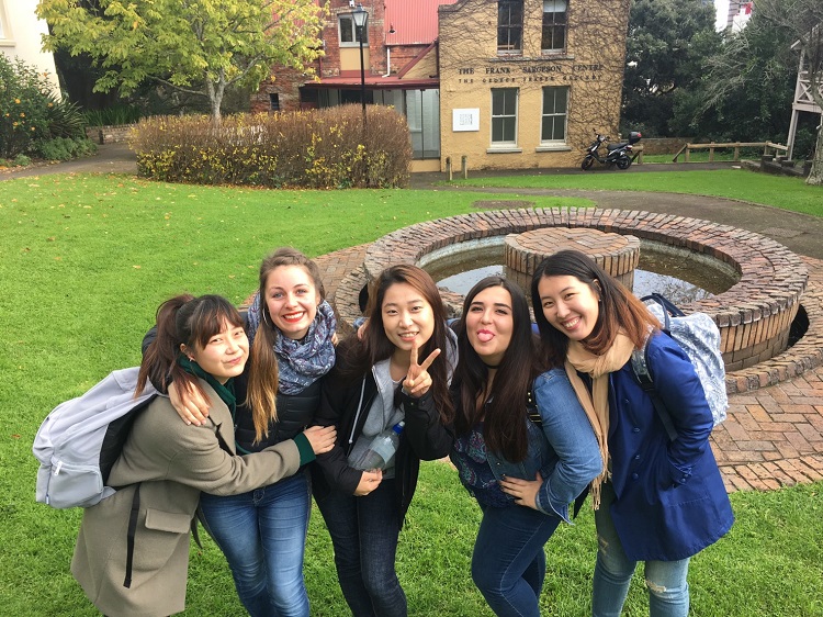 Ayami and her international friends